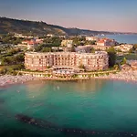 Royal Bay & Aqua Park 4*