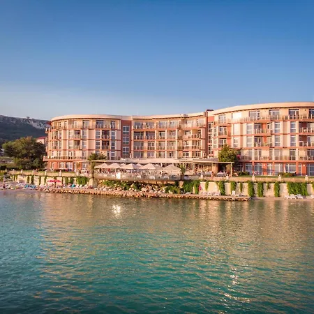 Hotel Royal Bay 4*