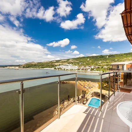 Hotel Royal Bay 4*