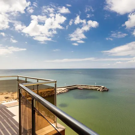 מלון Royal Bay & Aqua Park 4*