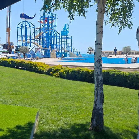 Royal Bay & Aqua Park 4* 발치크
