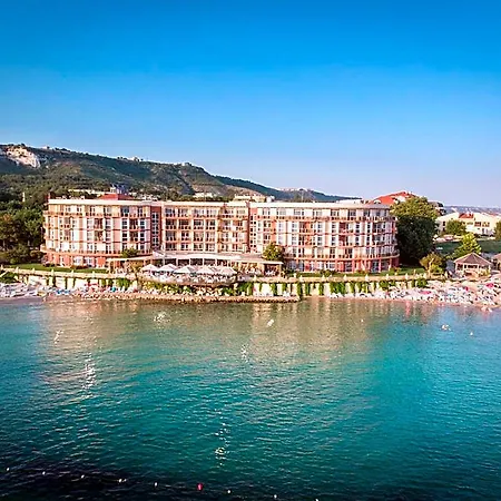 Royal Bay & Aqua Park 발치크