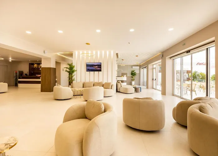 מלון Royal Bay & Aqua Park 4*