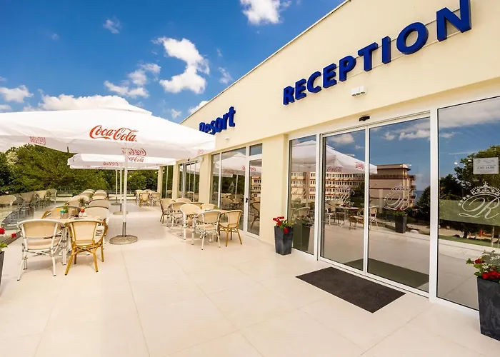 Royal Bay & Aqua Park 4* בלצ'יק