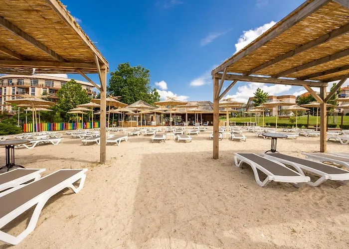 מלון Royal Bay & Aqua Park 4*