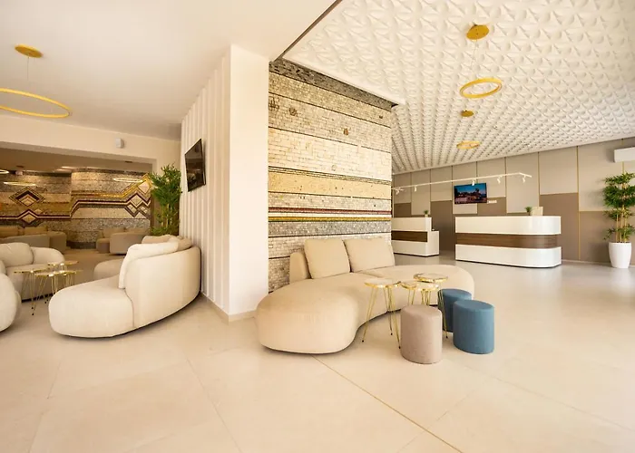 Royal Bay & Aqua Park 4*