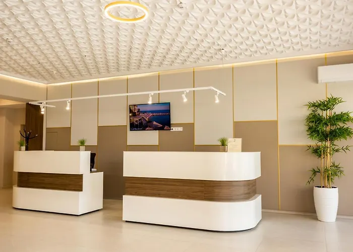 Royal Bay & Aqua Park מלון