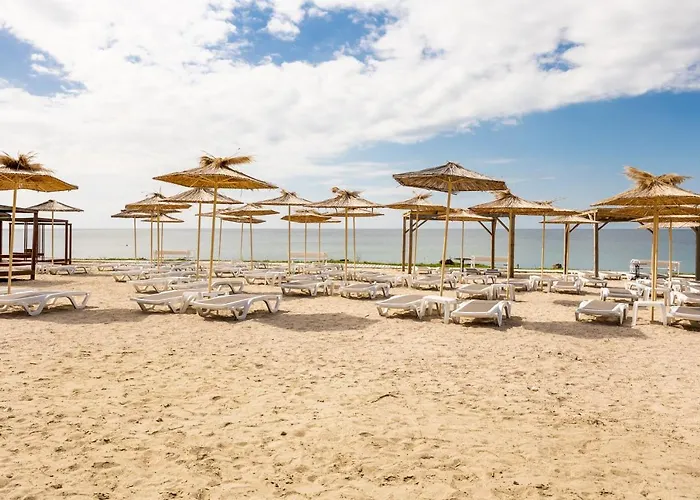 מלון Royal Bay & Aqua Park בלצ'יק