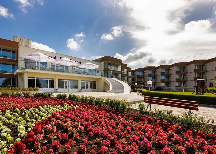 Royal Bay & Aqua Park 4* בלצ'יק