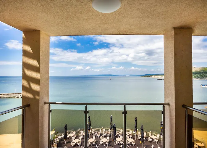 Royal Bay & Aqua Park 4* Balchik