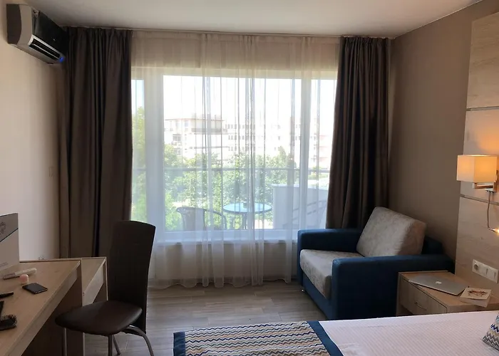 Royal Bay & Aqua Park מלון